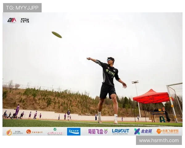 深圳飞盘队的成长之路：攀岩联赛中的奋斗与荣耀